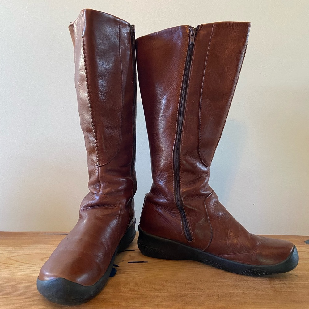Keen Bern Baby boots size 10.5 womens